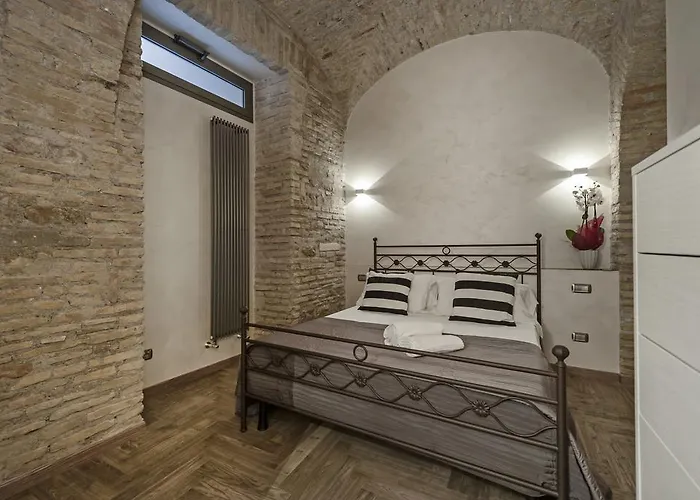 White Flat Rione Monti *